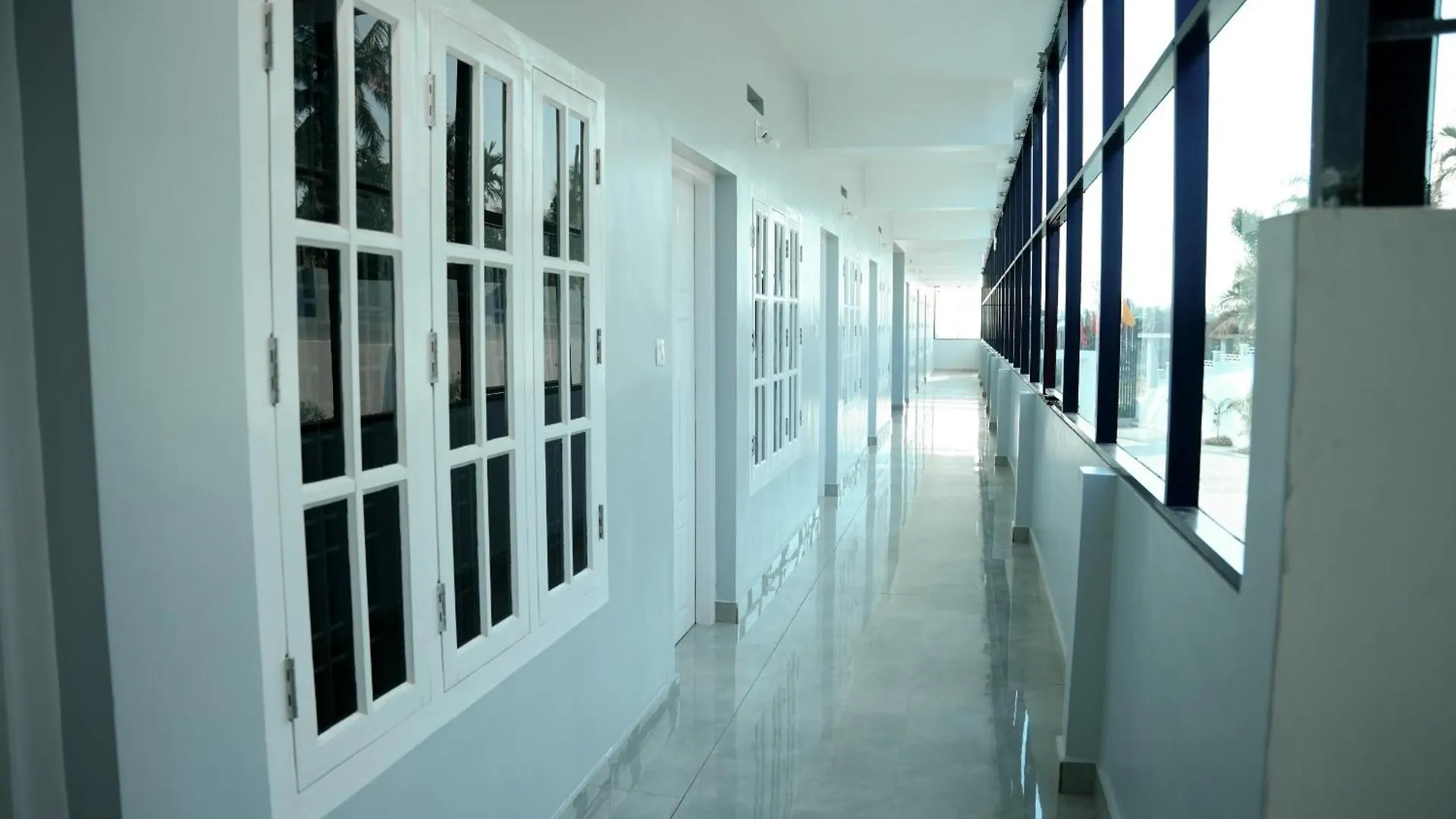 Jayalakshmi Residency Hotel Vaduvanchal Inn